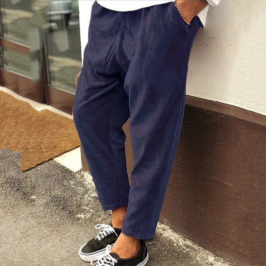 Lässige, lockere Cordhose für Herren